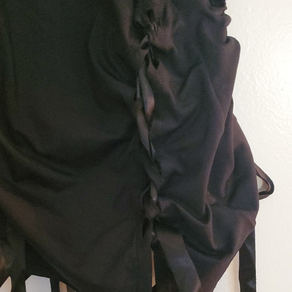 Lioness Designer Brand Black Ruched Tank Top With Ribbon Ties In Front And Back - Picture 4 of 8